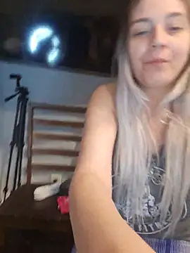 ScarletsWeb - usetipmenuSQUIRT highest tipper = :gift: