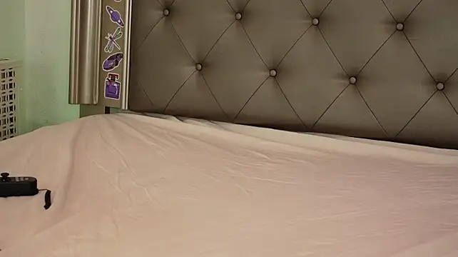 Alexxa - make me moan harder