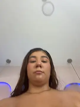TiffanyHillss1 - Suck my nipple 🫦😏
