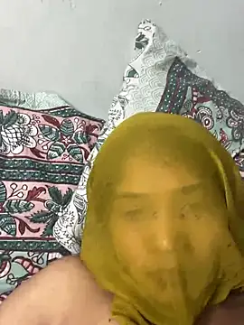Miss_sarika76 - Boobs oil show