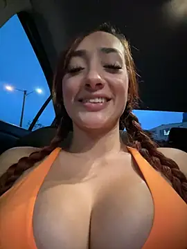 Ariiel_ - BIG SQUIRTTTT IN THE CAR
