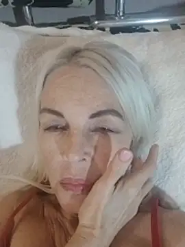 StylishAmelia54