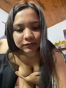 Kiaradolls - Luhs in my anus and controls it for 5 mi