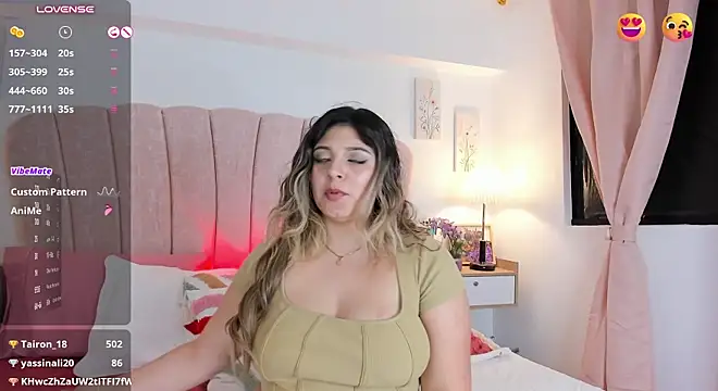 MiiaGreys - Show Hot AssHole Close