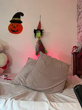 Lili__taylor - 😈Control lush x5 min🍑
