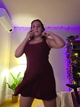 MiaRides19 - I will suck dildo 🙈🙈