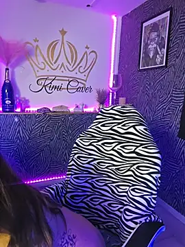 Kimi_C_26 - Champagne Fontaine Squirt