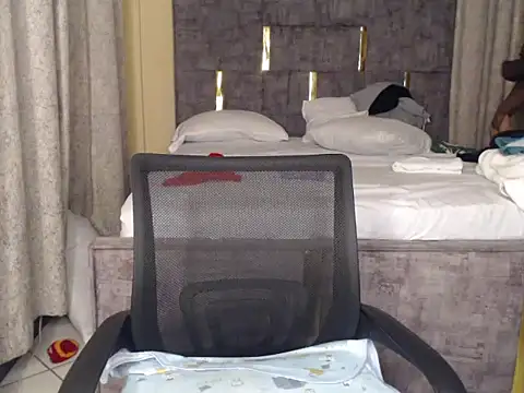 Booby_savage - clap ass