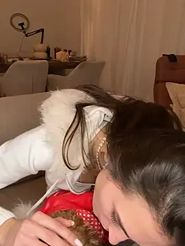 SophiiaStarr - Go doggy and show feet 🥵