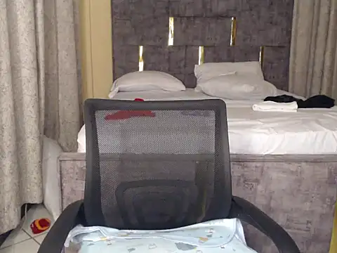 Booby_savage - clap ass