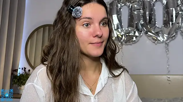 Chloemilka - Ride on your face and tease panties