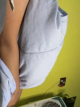 Yalina_ - Cucumber in ass 🥵🥒