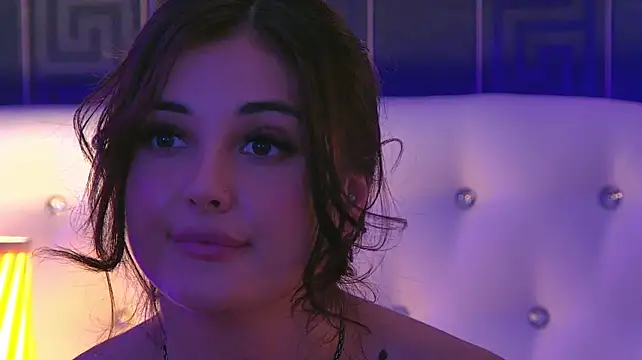 SophiaVilner - 🐱bend me over and spank me🐱