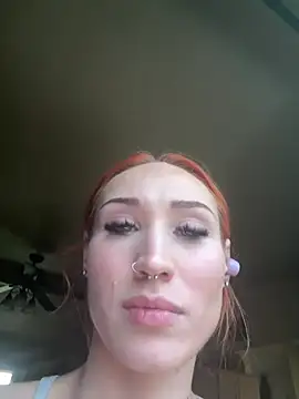 ThornsandHoney - Topless cleaning