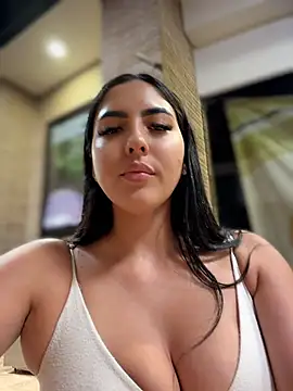 I_AM_SOPHIE_ - NAKED IN THE DRESSING ROOM OF THE CC