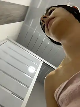 Cristel_17 - spanks ass hard / off panty / zoom ass