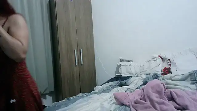 Cris048 - meter dildo na ppk e gozar gostoso