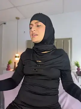 Aisha_k - Show ass in thread slowly