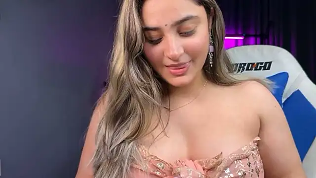 Demieliss - ''''shower some love'''''🦋 🎀