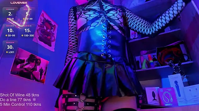 Sweet_Samx - Nipple Clamps and spanks