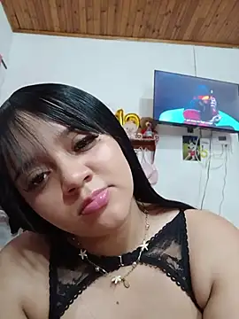 Katy_RoseX - MY FRIEND SUCK MY TITS 😈