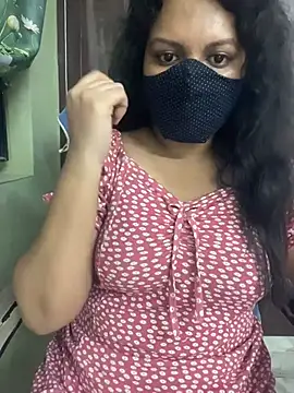 Tamil_Azhagie - 10mins apply oil in boobs