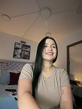 Sarascottt - spit on my tits 🥵