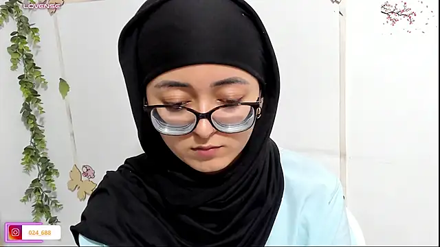 Aysel_elid - fuck my small pussy small penis