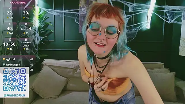 Powderofgun - flash boobs