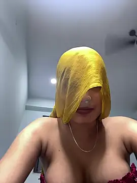 Miss_sarika76 - Boobs oil show