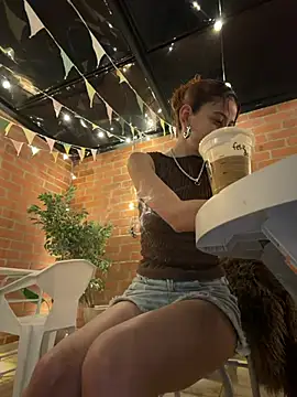 Alana15 - LAST TIPPER GETS A VIDEO