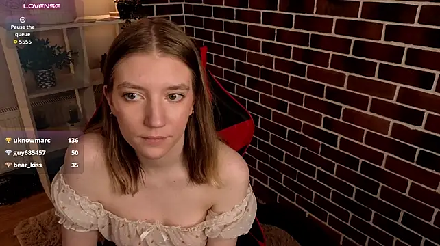SookToulson - Lying on the bed, massage my breasts
