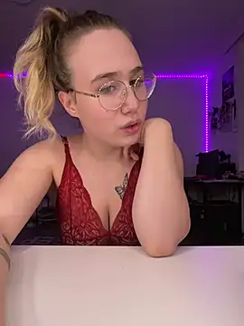MarieHofer19 - 🤭rub my pussy