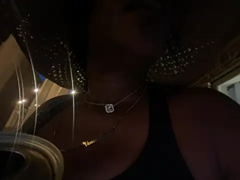 Wynterheat - Pussy Play | 2 tokens or more