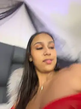 MiilaBlake - DOGGY STYLE FINGERING REALLY DEEP