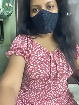 Tamil_Azhagie - 10mins apply oil in boobs
