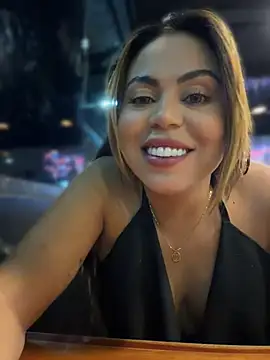 LariiHotWife - Masturbar