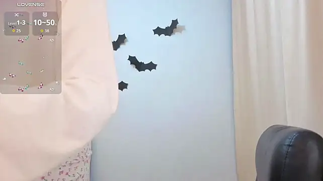 LoriYates - naked masturbation till big o