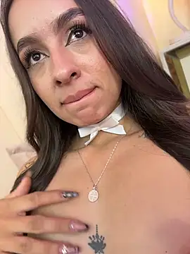 AliciaRoux - Close pussy spread & clit play
