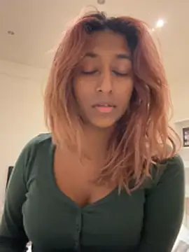 DonnaShy - Towel tease🫦