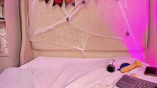 MilyClem - 🔥Lick dildo🔥