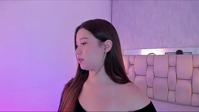 Roxie-Summers11 - spank ass x10