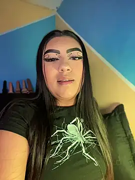 Laulin_TayyyX - Show tits🔥🙈
