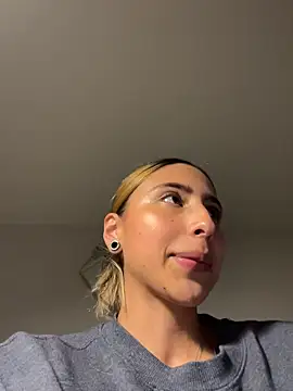 Ameellie - TOPLESSS+OIL IN BOOBS