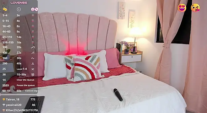 MiiaGreys - Show Hot AssHole Close
