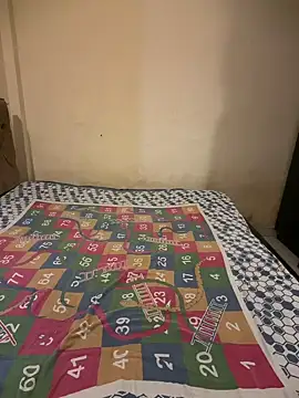 NaughtyZoya - pussy slapping with squirt