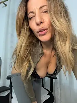 Sexylenia - @Topless