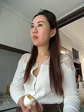 Yioyio-666 - jj抽插1分钟，最后完成任务可得小粉控制1分钟