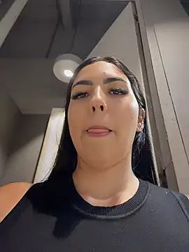 I_AM_SOPHIE_ - NAKED IN THE DRESSING ROOM OF THE CC