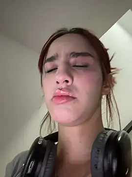 Elodiee_Roussee - 🔥 whip ass x5 🔥